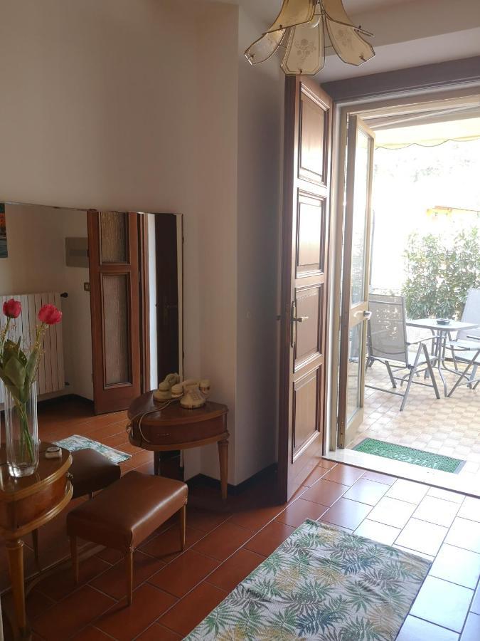 Casa Caterina 2 Storey House, With A Mountain View Toscolano Maderno Exterior foto